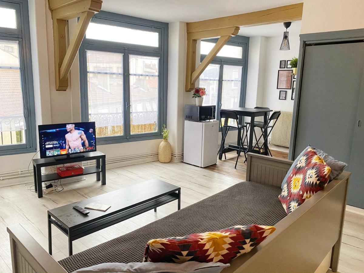 015 Chic & Cosy Studio 41M2 Hypercentre Wifi Smart Tv Netflix Сент-Этьен Экстерьер фото